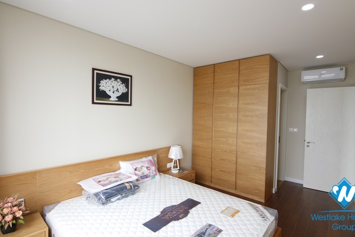 A superb two-bedroom apt in D'Capital, Tran Duy Hung, Cau Giay, Hanoi